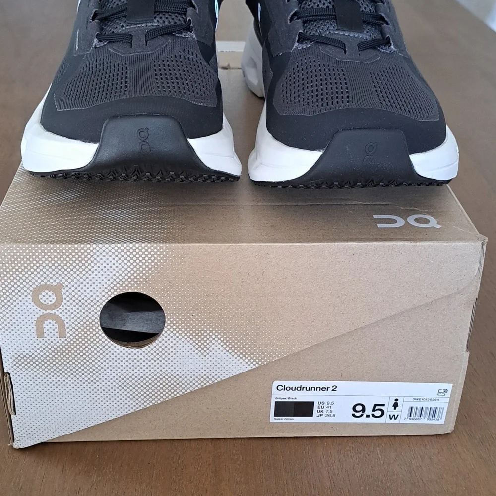 On Cloudrunner 2 - Color: Eclipse / Black - Size: Women 9.5 - Picture 3 of 9
